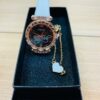 reloj con pulsera